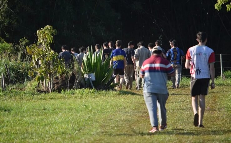 Cómo se prepara la vuelta a clases en las escuelas agrotécnicas salesianas.